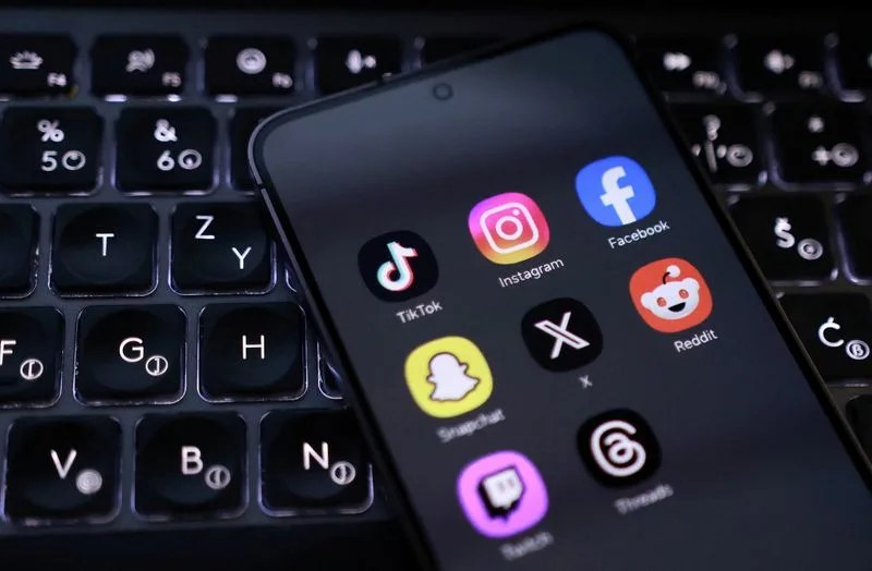 英国青少年抵制澳大利亚式社交媒体禁令