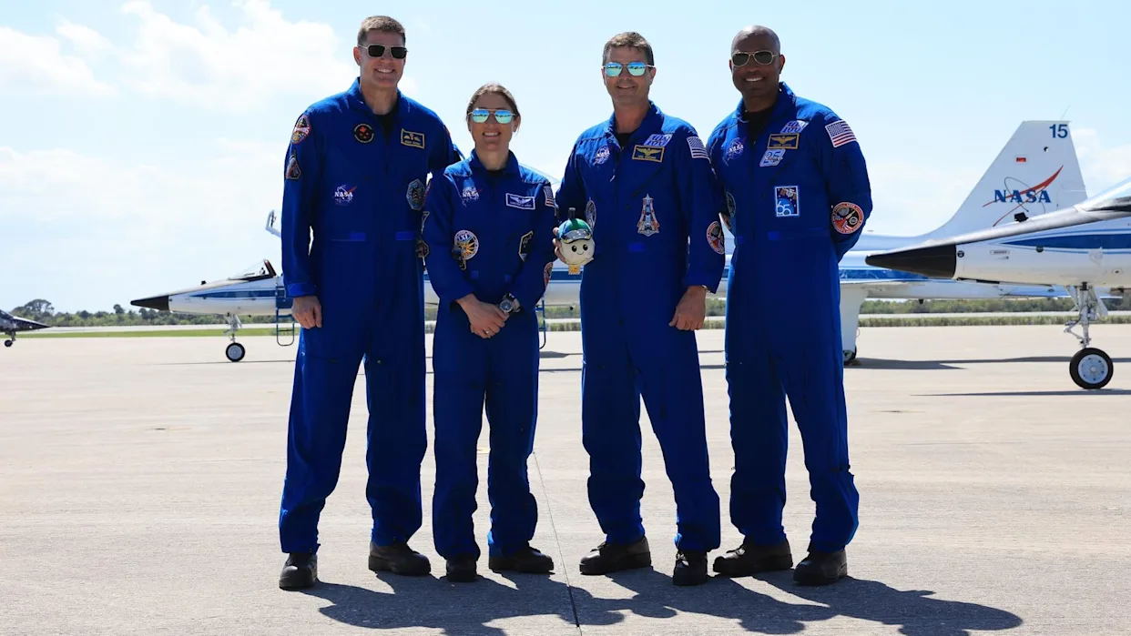 二年级学生为NASA阿波罗二号任务设计了可爱吉祥物(图1)