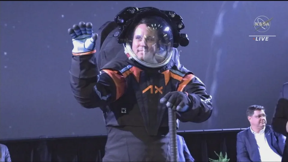 阿波罗二号宇航员介绍(图7)