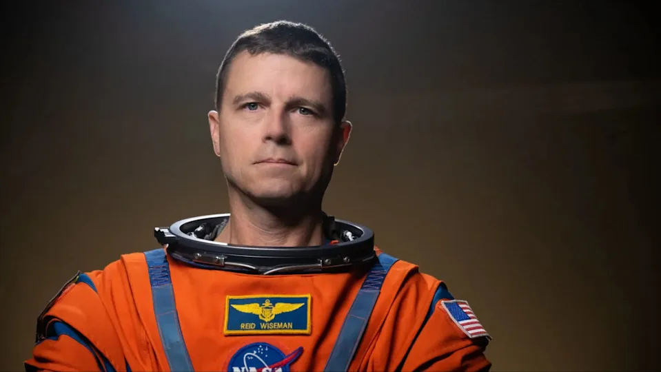 阿波罗二号宇航员介绍(图1)