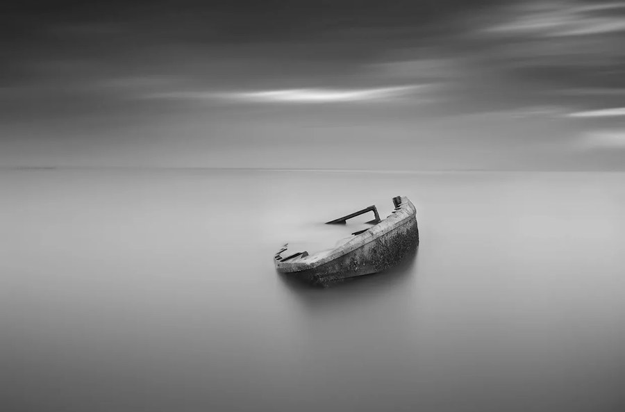 这艘船消失于浓雾中137年后从深海重返 remarkably 完好