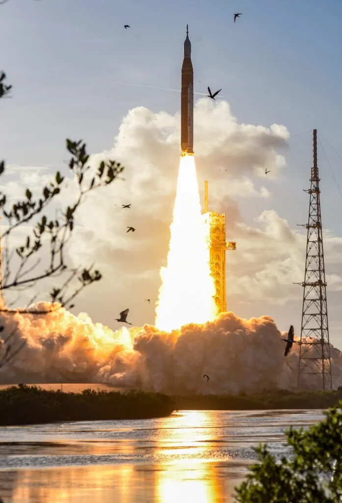 阿波罗2月球飞越直播时间及观看地点(图2)