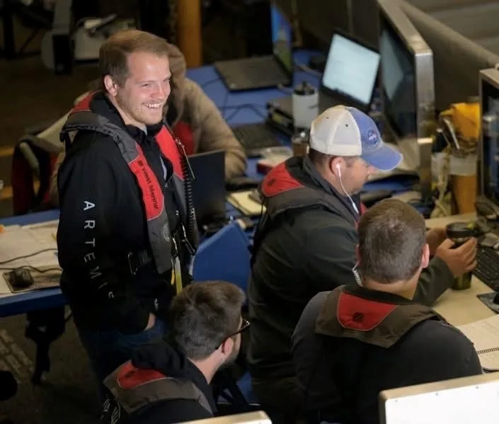 阿波罗二号机组回收 派往圣地亚哥附近着陆区的后续情况(图1)