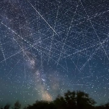 天文学家抗议巨型轨道镜项目和星链AI卫星