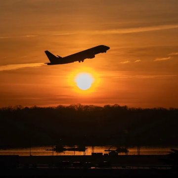 美国航空与谷歌称人工智能助力飞机减少造成温室效应的航迹