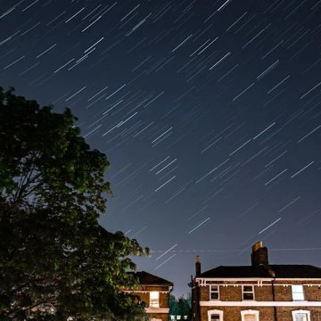 英仙座流星雨活动时间及高峰期在四月