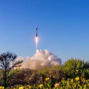 火流星航天公司阿尔法火箭实现轨道飞行系去年爆炸事故后首次发射（视频）